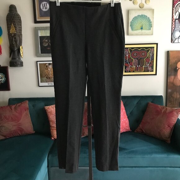 CHICO'S Fabulously Slimming size 1 / US 8 Gray Ponte Slim Regular Pants NWT - Picture 1 of 5